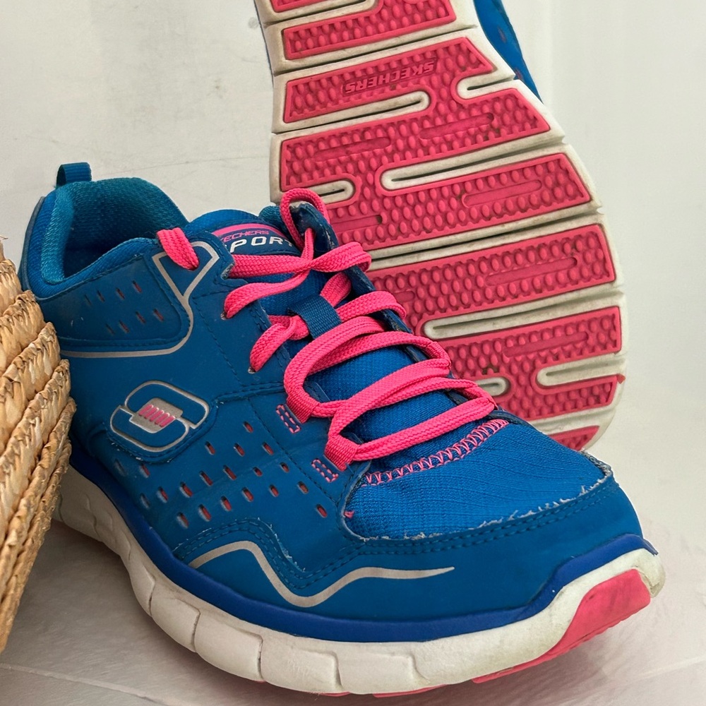 Skechers Vibrant Blue Sneakers with Pink Highlights size 9